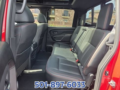 Used 2024 Nissan Titan PRO-4X w/ Pro-4x Convenience Package AWD/4WD image 10