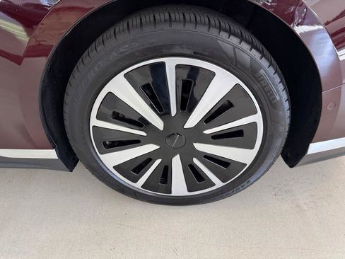 Used 2024 Lucid Air Touring AWD/4WD image 28