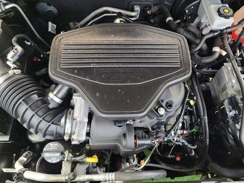 Used 2021 Chevrolet Blazer LT w/ Sound & Technology Package image 30