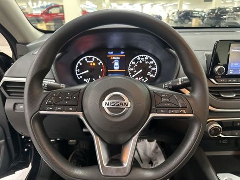 Used 2022 Nissan Altima 2.5 S image 14