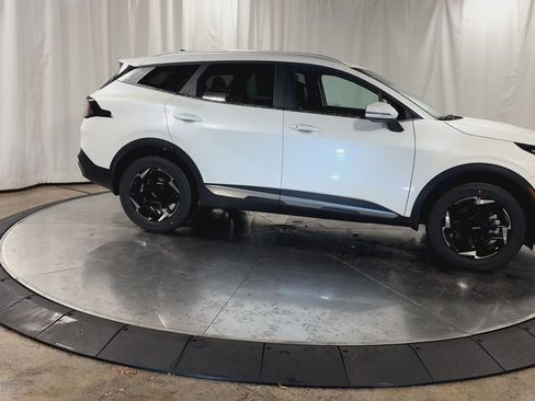 New 2026 Kia Sportage EX image 2