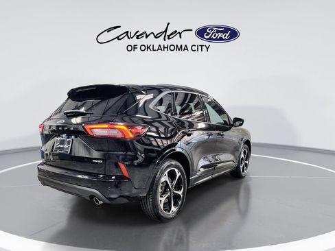 Used 2025 Ford Escape ST-Line Elite w/ Premium Technology Package AWD/4WD image 8
