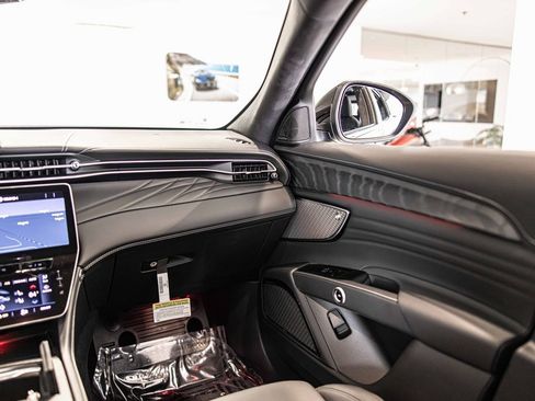 New 2025 Maserati Grecale Modena image 38