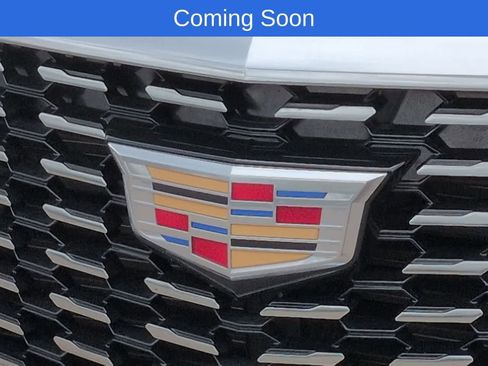 Used 2025 Cadillac XT5 Luxury w/ LPO, Floor Liner Package AWD/4WD image 11