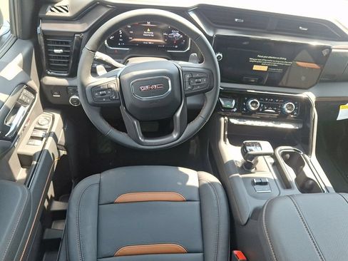 New 2026 GMC Sierra 1500 AT4 w/ AT4 Premium Package AWD/4WD image 7