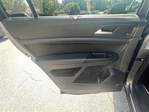 Used 2021 Volkswagen Atlas SEL Premium image 22