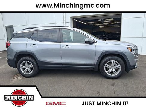 Certified 2023 GMC Terrain SLE w/ Driver Convenience Package AWD/4WD image 7