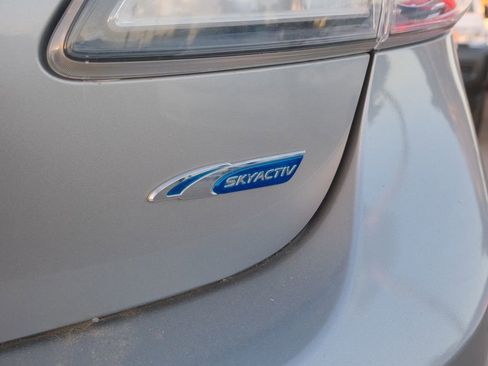 Used 2013 MAZDA MAZDA3 i Touring image 41