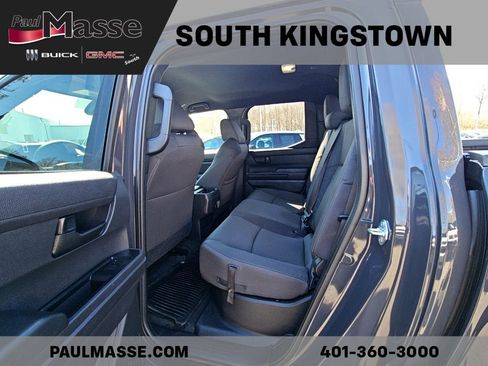 Used 2025 Toyota Tacoma SR5 AWD/4WD image 19