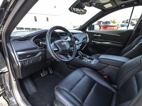 Used 2022 Cadillac XT4 Sport w/ Enhanced Visibility Package AWD/4WD image 16