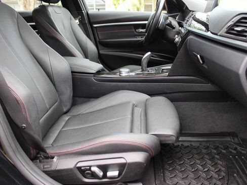Used 2018 BMW 330i Sedan w/ Convenience Package RWD image 16