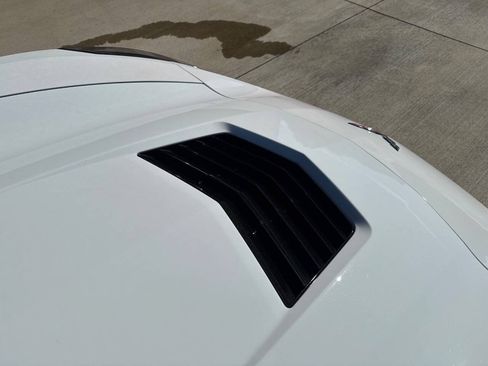 Used 2019 Chevrolet Corvette Stingray Coupe w/ 1LT RWD image 97