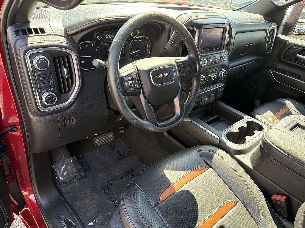 Used 2021 GMC Sierra 2500 AT4 AWD/4WD image 9