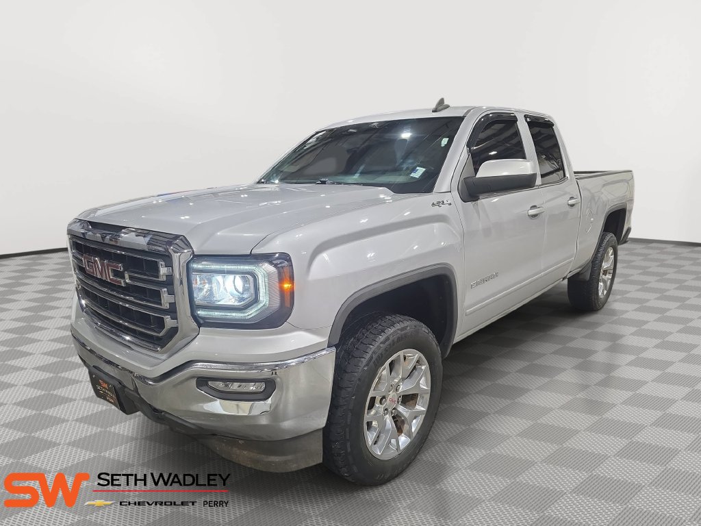 Used 2017 GMC Sierra 1500 SLE w/ SLE Value Package AWD/4WD image 3