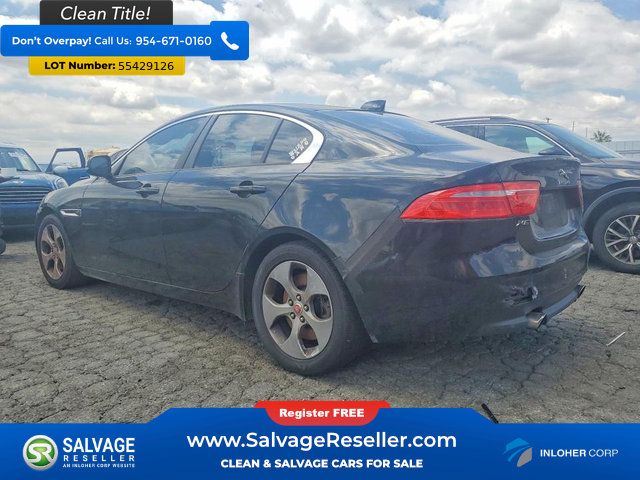 Used 2017 Jaguar XE RWD image 3