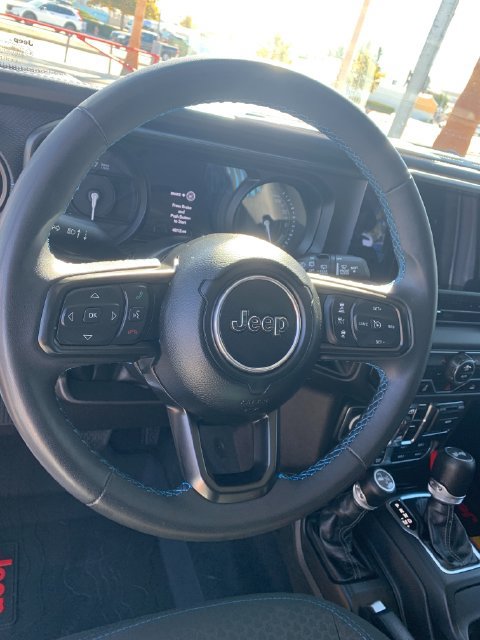 Used 2024 Jeep Wrangler Unlimited Rubicon 4xe AWD/4WD image 27
