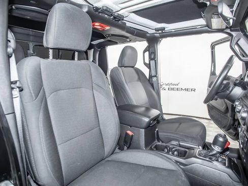 Used 2020 Jeep Gladiator Sport w/ Quick Order Package 24S AWD/4WD image 41