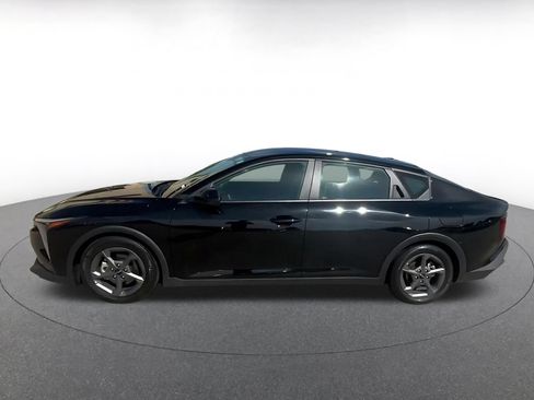 Used 2025 Kia K4 FWD image 8