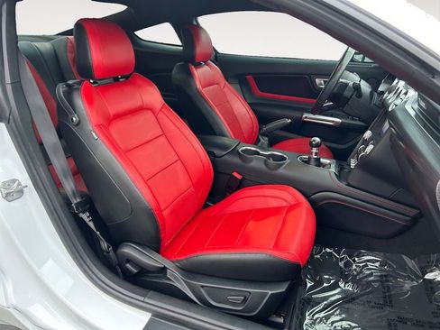 Used 2022 Ford Mustang GT Premium w/ GT Performance Package RWD image 24