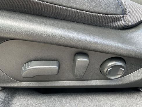 Certified 2025 Subaru Forester Premium w/ Convenience Package #2 image 13