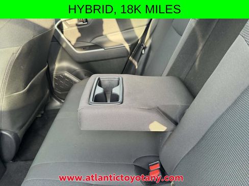 Certified 2025 Toyota RAV4 LE AWD/4WD image 20