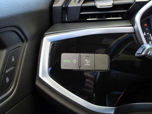 Used 2020 Audi Q3 2.0T Premium Plus w/ Premium Plus Package image 86