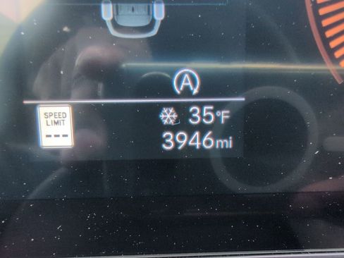 Certified 2025 Hyundai Tucson SEL image 17