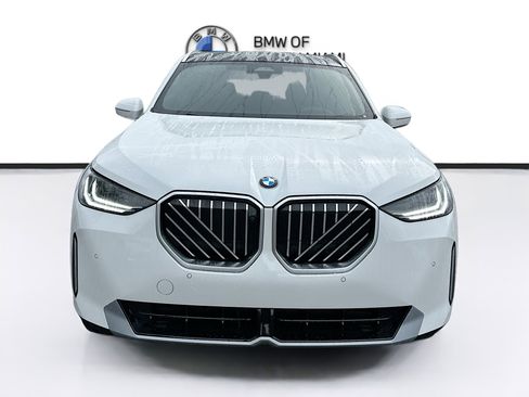 New 2026 BMW X3 xDrive30 w/ Premium Package image 2