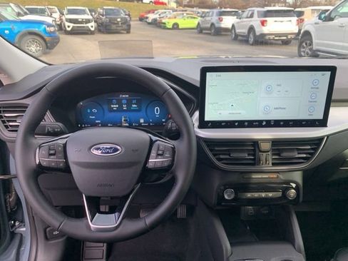 New 2026 Ford Escape SE w/ PHEV Premium Package FWD image 11