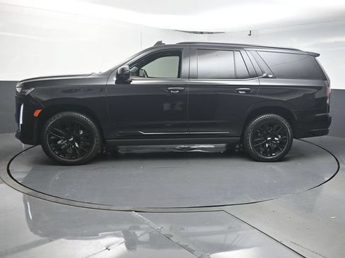 Used 2024 Cadillac Escalade Sport Platinum w/ Heavy-Duty Trailer Package AWD/4WD image 5