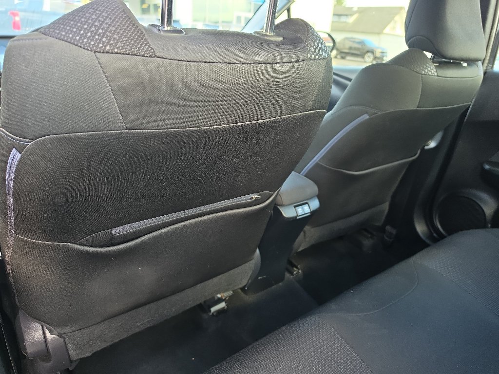 Certified 2019 Toyota Prius LE AWD/4WD image 18