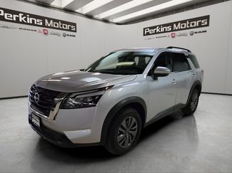 Used 2025 Nissan Pathfinder SV AWD/4WD 360° Tour