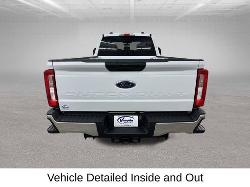 Used 2023 Ford F250 XLT w/ Snow Plow/Camper Package AWD/4WD image 11