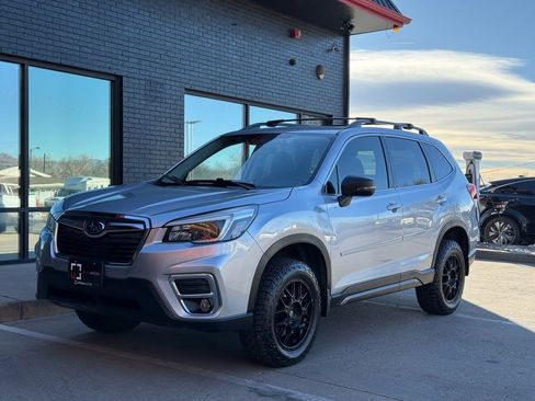 Used 2021 Subaru Forester Limited image 20