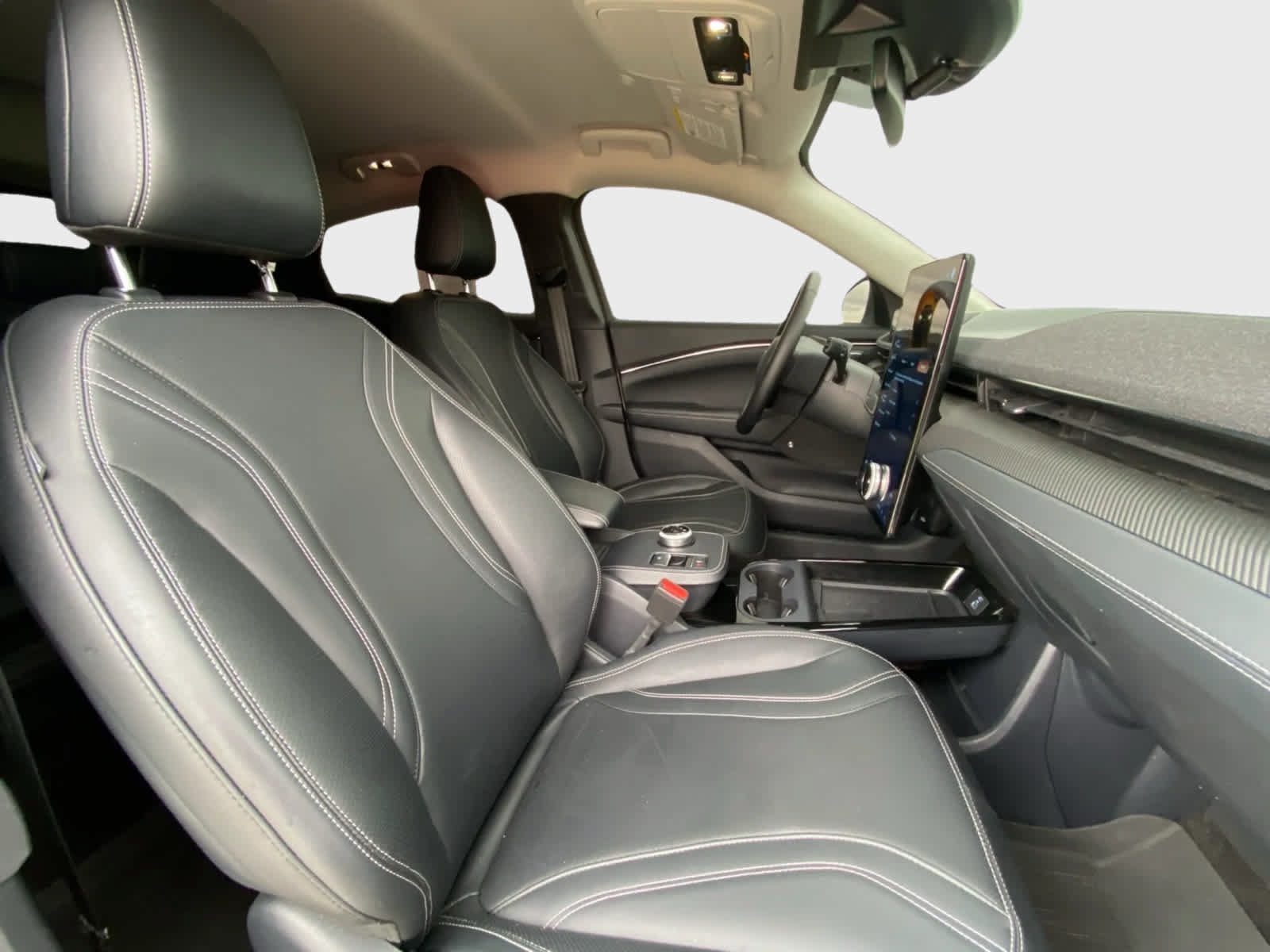 Used 2024 Ford Mustang Mach-E Premium AWD/4WD image 16