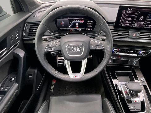 Used 2025 Audi SQ5 Premium Plus AWD/4WD image 6