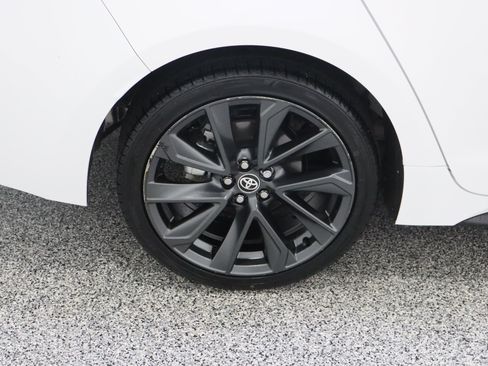 Certified 2024 Toyota Corolla SE FWD image 6