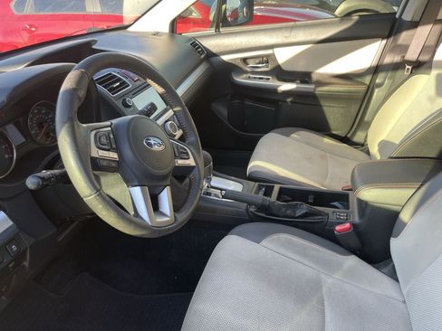 Used 2017 Subaru Crosstrek 2.0i Premium AWD/4WD image 9