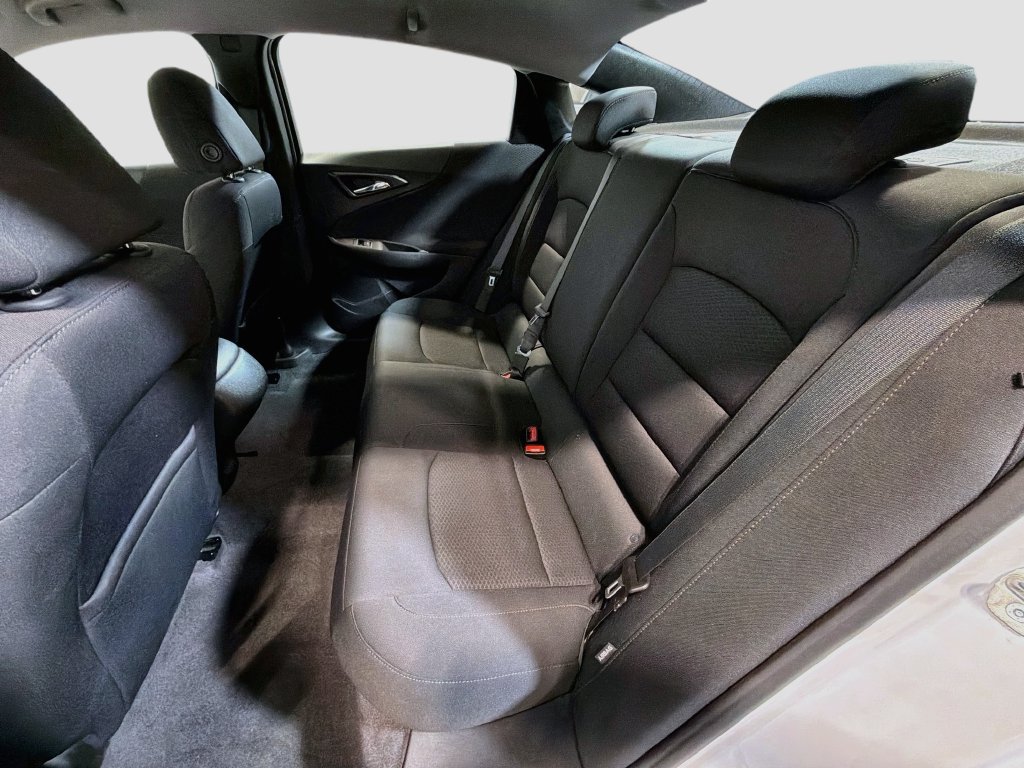 Used 2020 Chevrolet Malibu LS FWD image 22