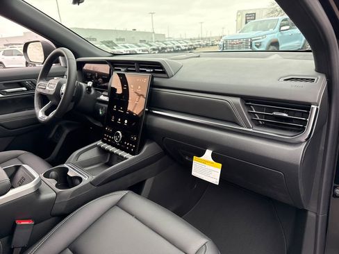 New 2026 GMC Terrain Elevation w/ Elevation Premium Package AWD/4WD image 42