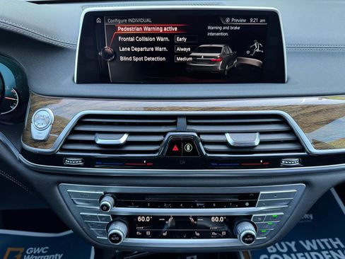 Used 2017 BMW 740i RWD image 24