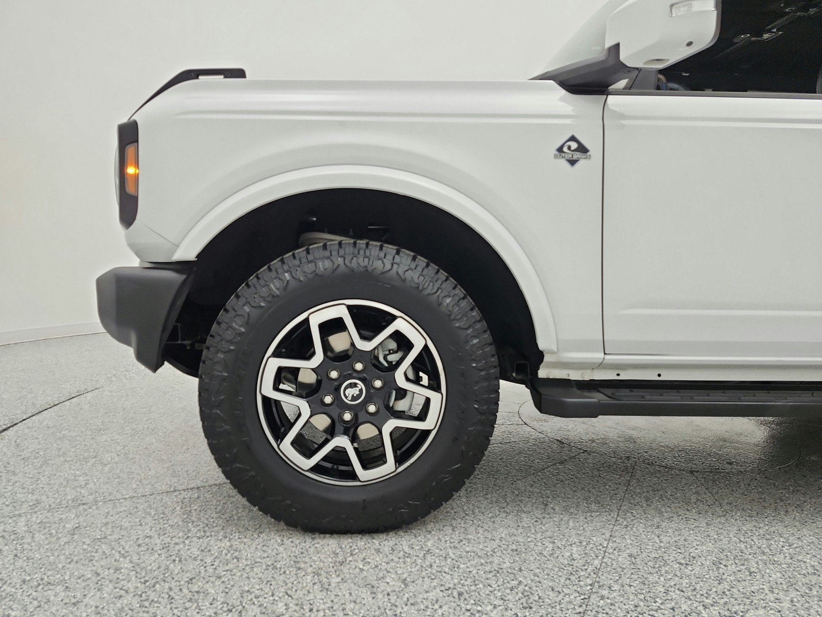 Used 2022 Ford Bronco Outer Banks AWD/4WD image 17