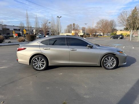 Used 2021 Lexus ES 250 w/ Premium Package AWD/4WD image 6