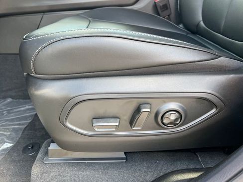 New 2026 Jeep Grand Cherokee L Limited AWD/4WD image 11