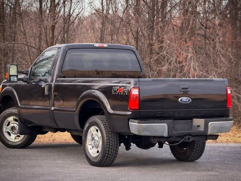 Used 2011 Ford F250 XLT w/ XLT Interior Pkg image 8