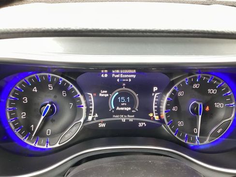 New 2026 Chrysler Pacifica Limited image 18