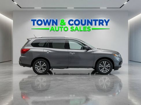 Used 2019 Nissan Pathfinder SL AWD/4WD image 7