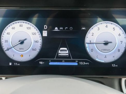 New 2026 Hyundai Elantra Limited FWD image 25