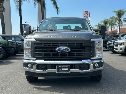 New 2026 Ford F250 XL w/ XL Chrome Package RWD image 3
