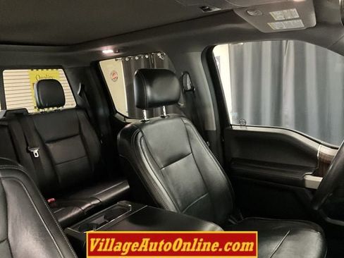 Used 2017 Ford F150 Lariat w/ Equipment Group 502A Luxury AWD/4WD image 40